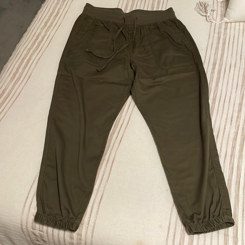 Gap joggers